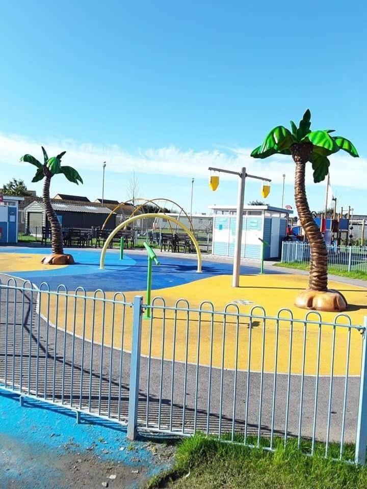 Mp113, Ship Ahoy - Camber Coast Holidays Ltd エクステリア 写真